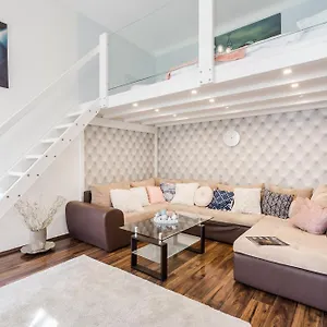 Appartamento Bpr Stylish Mosaic With Terrace, Budapest