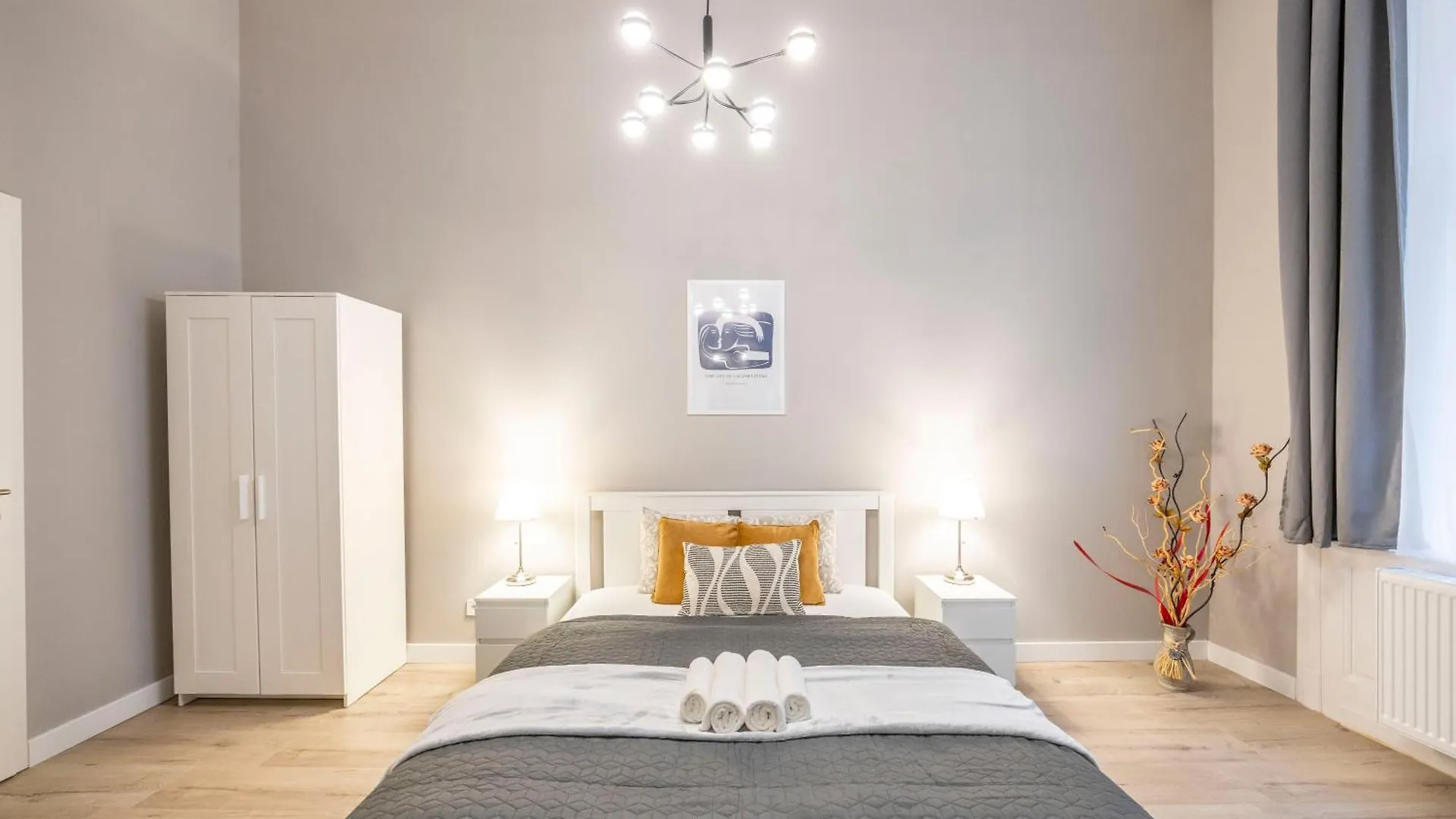 Cozy Central Leo Apartment In The Heart Of Budapest 0*,  Hungary